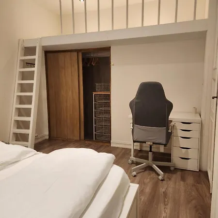 H21d-central-cozy Spacious Suits Family-3 Bedrooms Casa de Férias